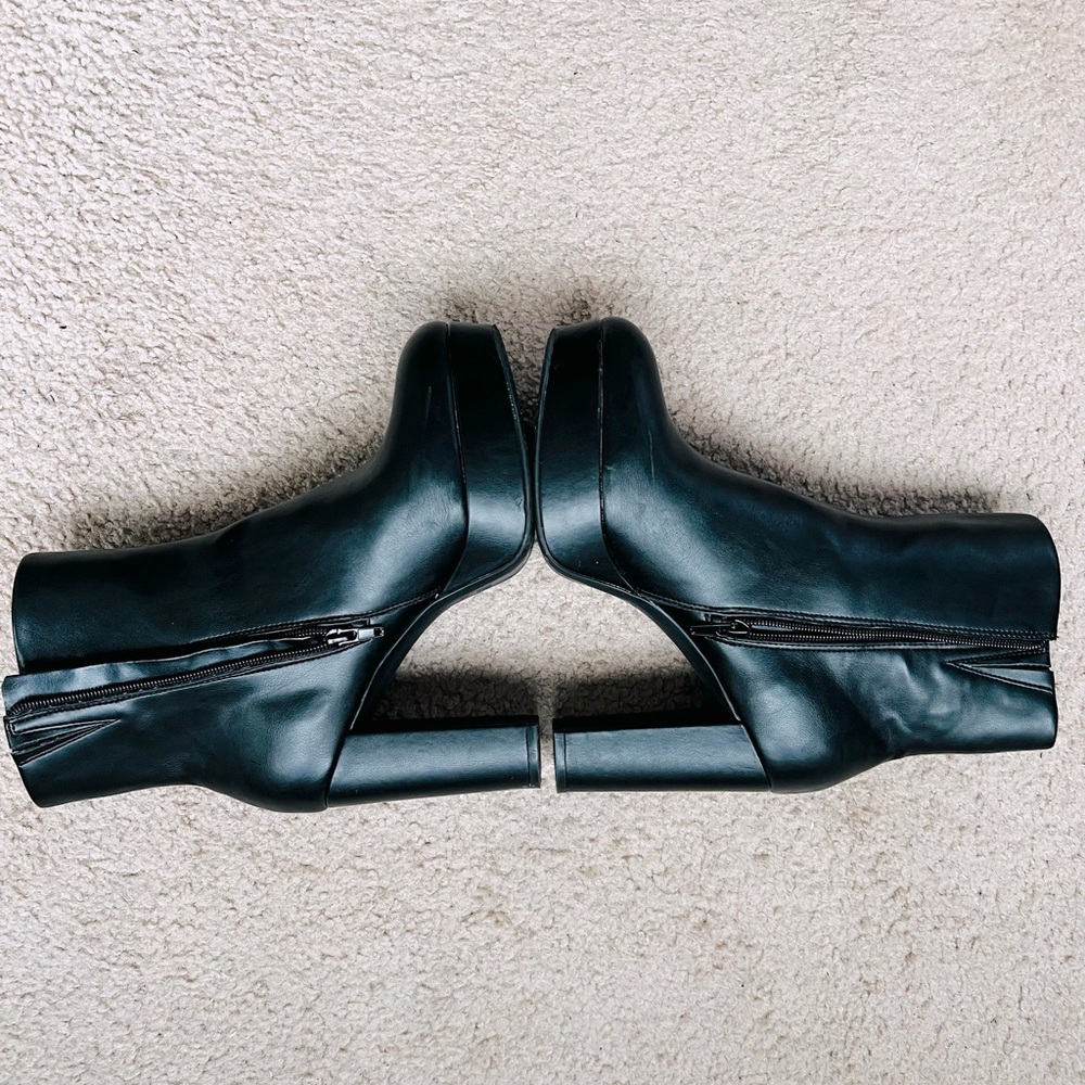 Platform Chunky Heel Bootie Black Leather Boot Size 8M